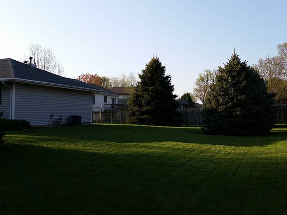 4th image of 3520 Wildbriar Ln