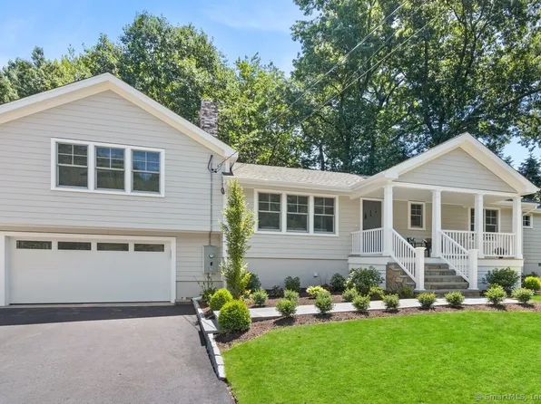 18 Archer Lane, Darien, CT 06820