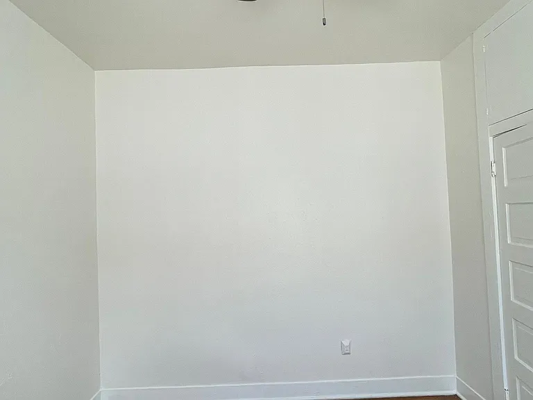 824 Costello Ln — Photo 6