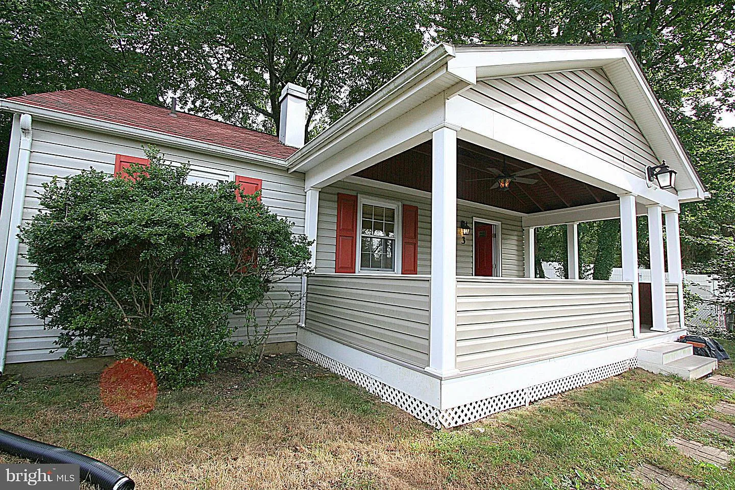 3 bed, 768 sqft, $2,800 — Photo 1