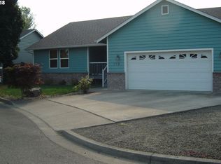 175 Carrin Layne Ct, Roseburg, OR 97471