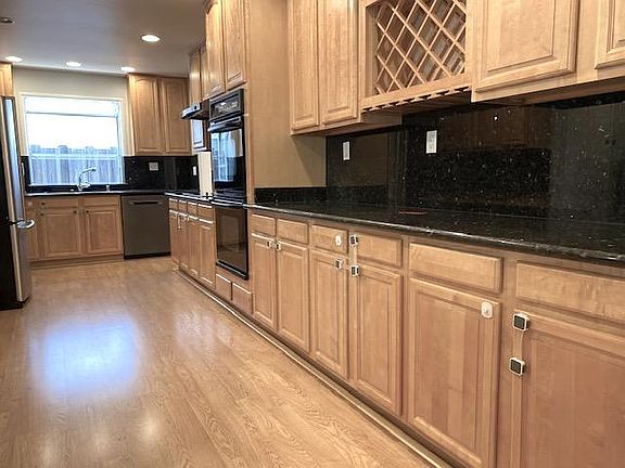 2nd image of 745 Coleman Ave