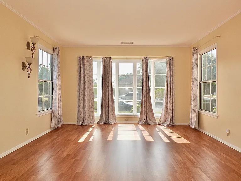 3863 Somerset Dr — Photo 7