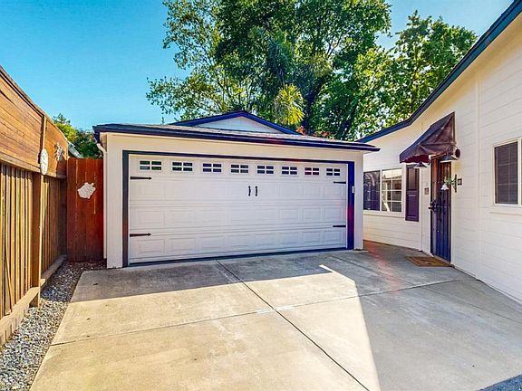 5th image of 418 W Cotati Avenue