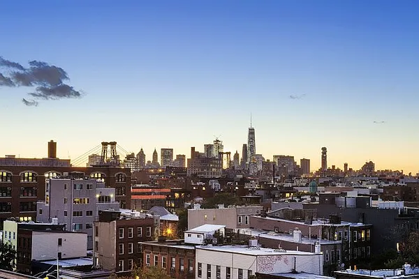 Rented by Greystar | media 35