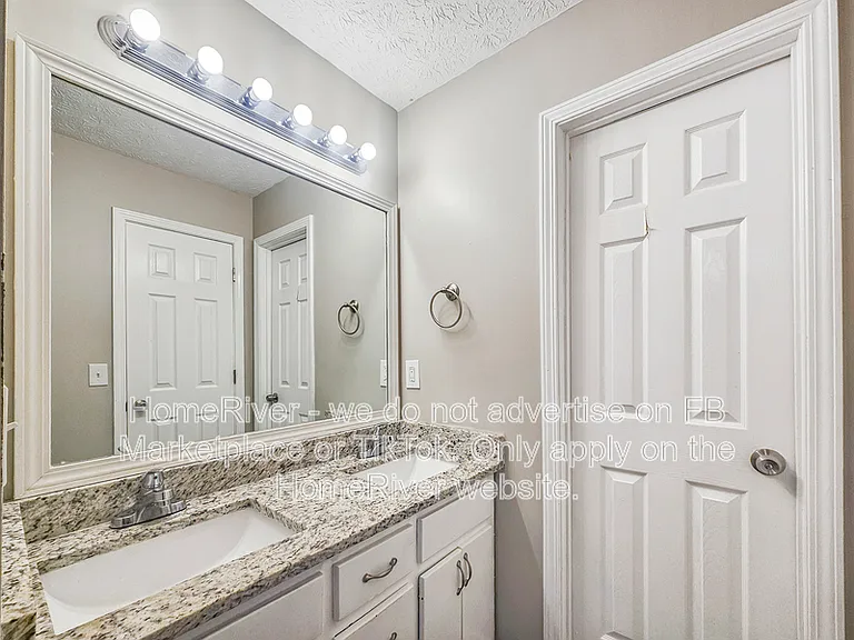 768 Wilkes Dr — Photo 15