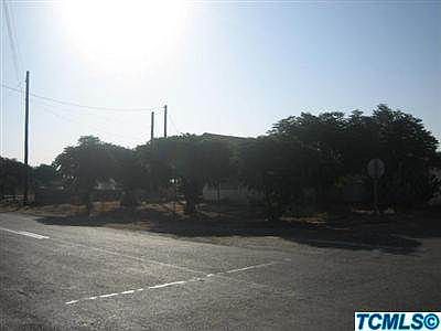 2nd image of 14009 Avenue 428