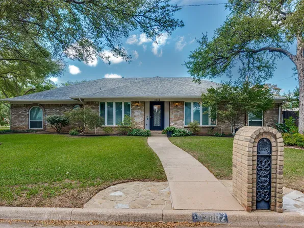 2002 Elmhurst Dr, Arlington, TX 76012