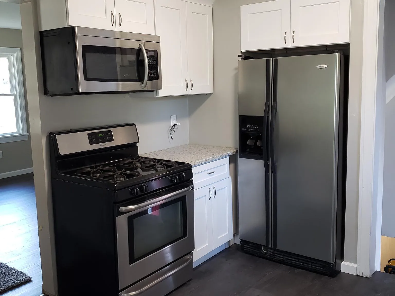 4 bed, 1834 sqft, $1,950 — Photo 3