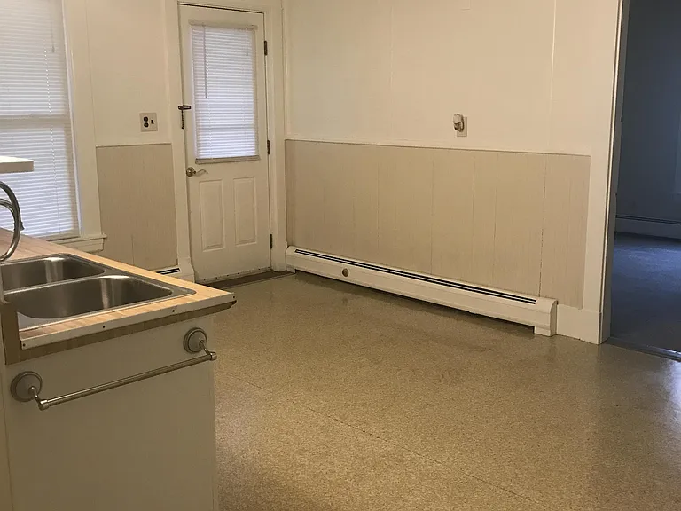 24 Ticonic St #3 — Photo 2