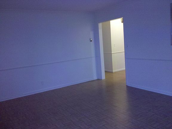 5th image of 26 Lennon Ave #2