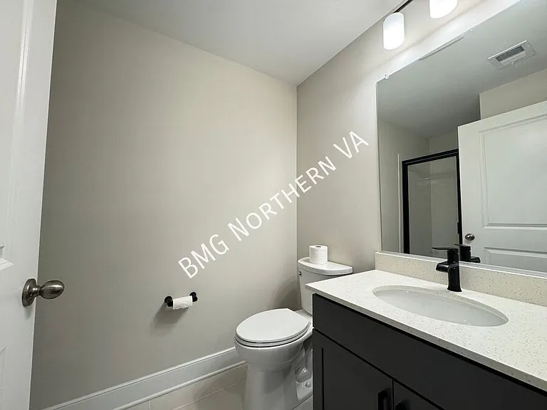 1021 S Taylor Ct — Photo 42
