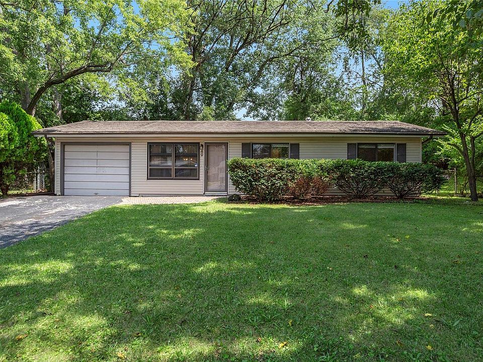 1st image of 10 Brightwell Ct