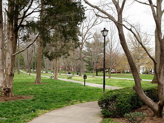 4008 St Germaine Ct-2