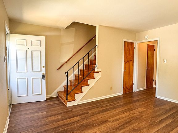 4th image of 311 S 12th Ave #B