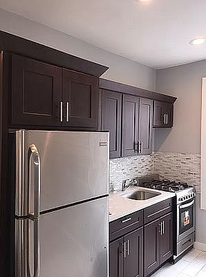 4th image of 2876 Jerome Ave APT 8B