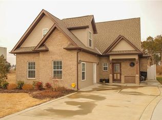1508 Sunray Dr, Murfreesboro, TN 37127