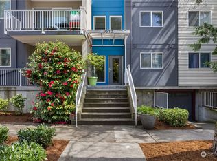 9512 Interlake Ave N, Seattle, WA 98103