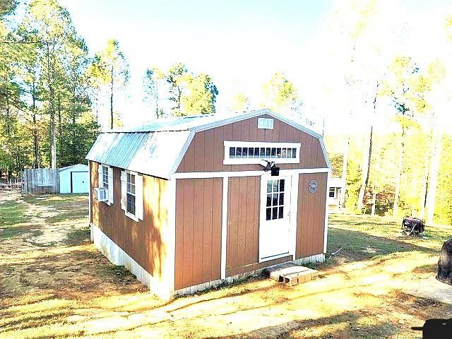 1st image of 583 Bell Rd