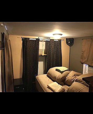 5th image of 50 Helen Dr