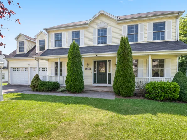 156 Circlewood Drive, Berlin, CT 06037