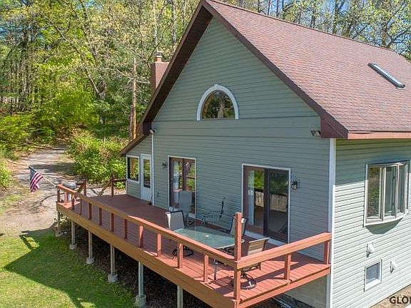 5th image of 20 Lansburg Ln
