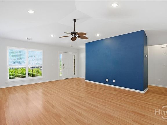 3rd image of 535 Pointe South Drive