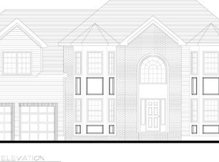 12 Broad Ave, Edison, NJ 08820