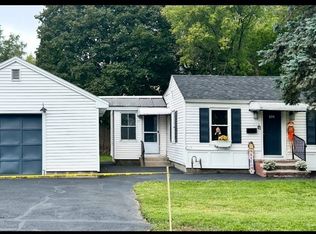 106 Leroy Ave, Lawrence, MA 01841