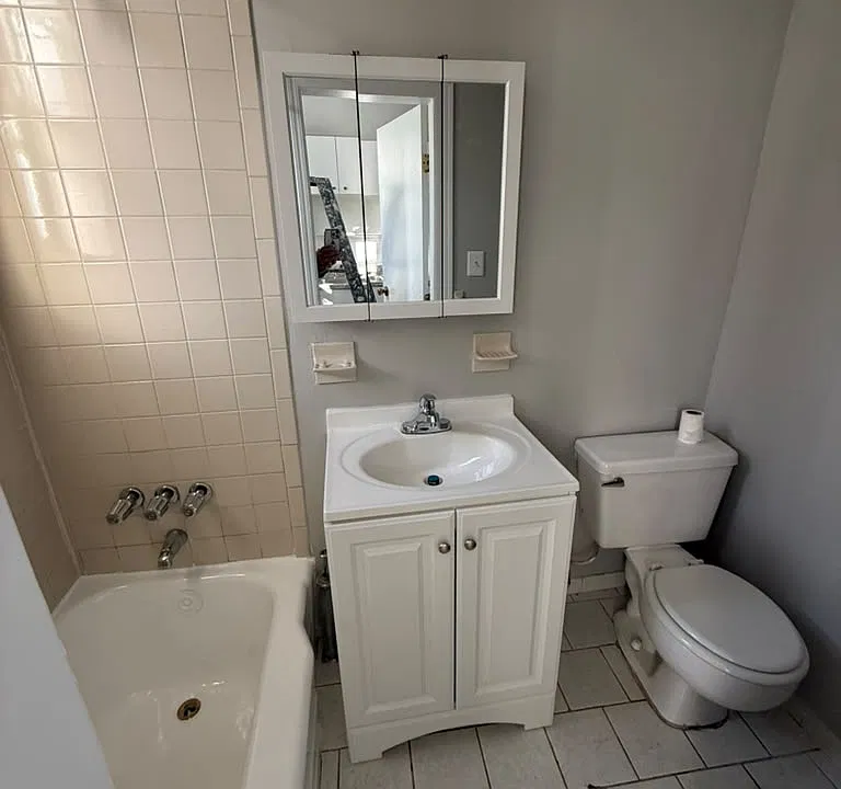 7125 Fresh Pond Rd #2R