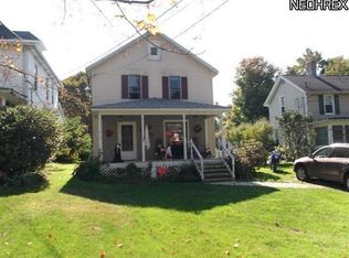 13691 W Spring St, Burton, OH 44021