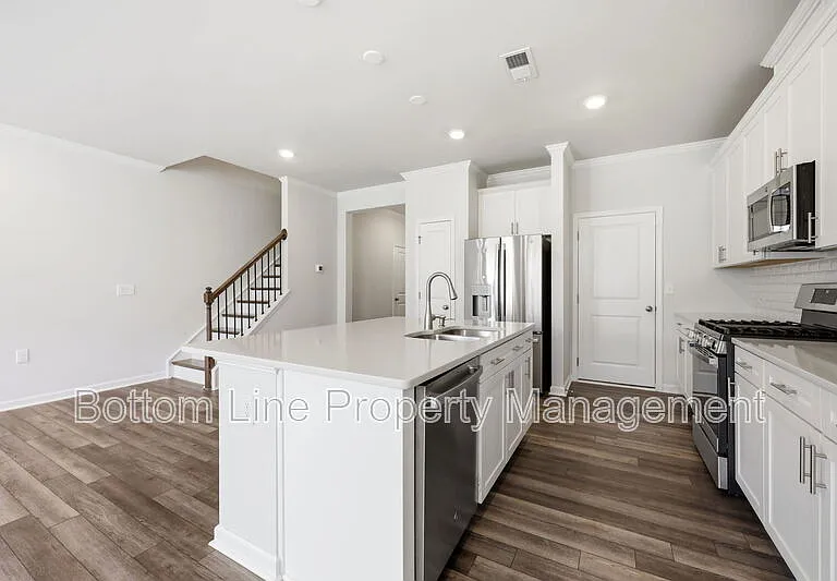 5038 Kota St — Photo 9