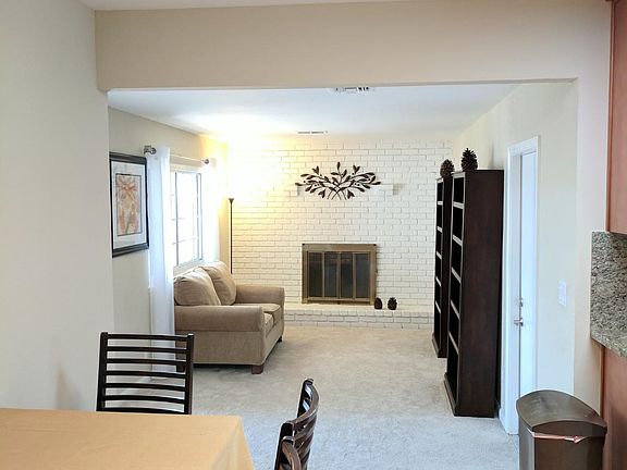 2nd image of 3639 Macgregor Ln #T