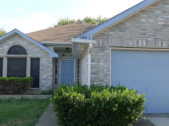 2nd image of 1401 Mockingbird Ln