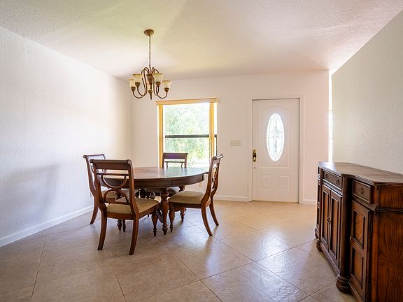 3rd image of 375 NW 42nd Street