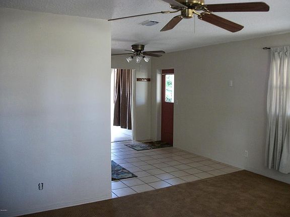 5th image of 1506 Hillcrest Dr