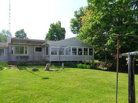 4th image of 9180 Arkansaw Rd