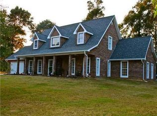 20 Cedarwood Ln, Gulfport, MS 39503