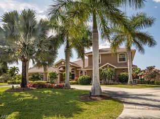 9141 Quarter Moon Dr, Naples, FL 34109