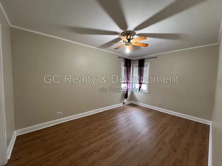 7613 N Harlem Ave — Photo 8