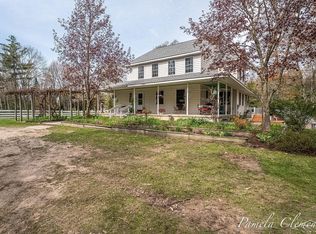 1519 N Roscommon Rd, Roscommon, MI 48653