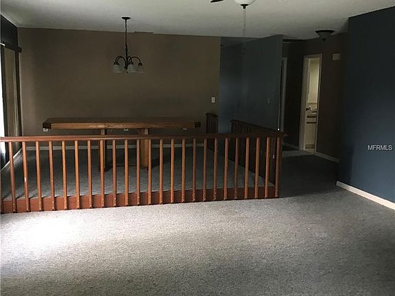 3rd image of 215 Terrace Dr S