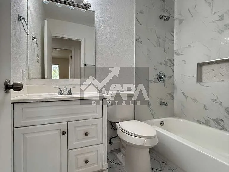 13811 Flairwood St — Photo 4