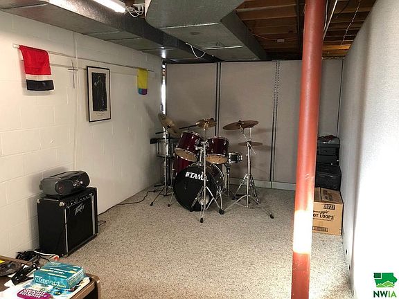 5th image of 3435 Jackson St