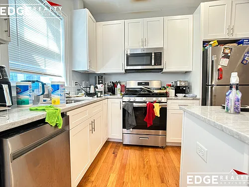 6A Islington St Photo 1
