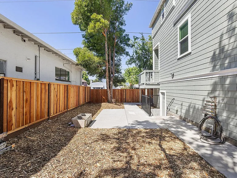 1533 Lafayette St #3 — Photo 24