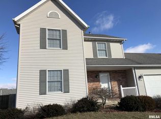 4205 W Richards Way, Peoria, IL 61615