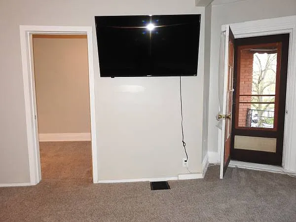 82 Fargo Ave #3 — Photo 3