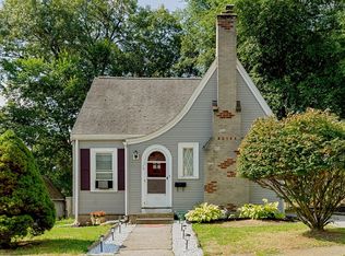 12 Friedel St, Worcester, MA 01603