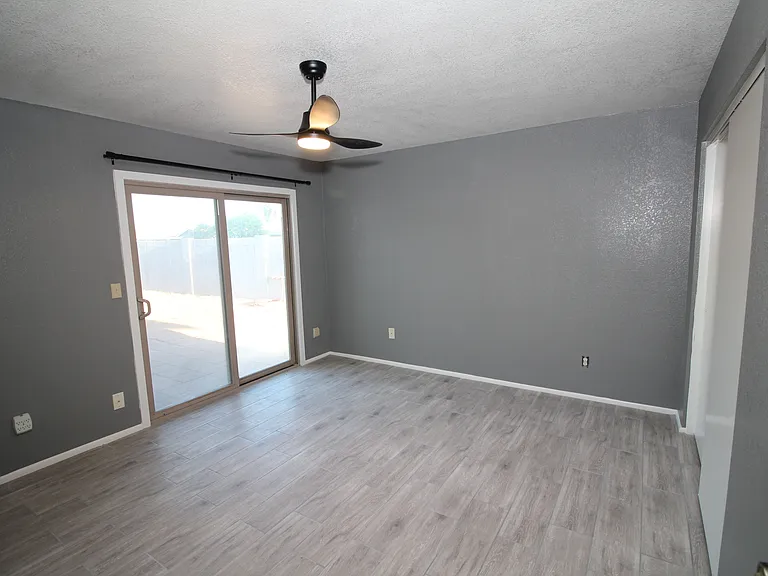505 N Laveen Dr — Photo 10